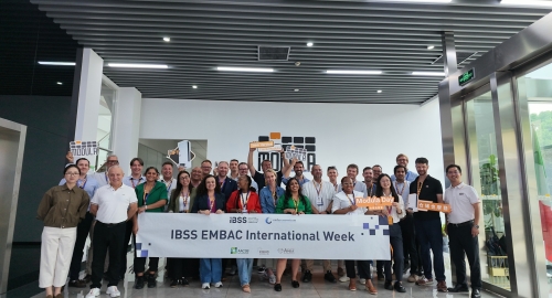 Modula Day | IBSS EMBA走进摩登纳，解锁智能仓储新密码